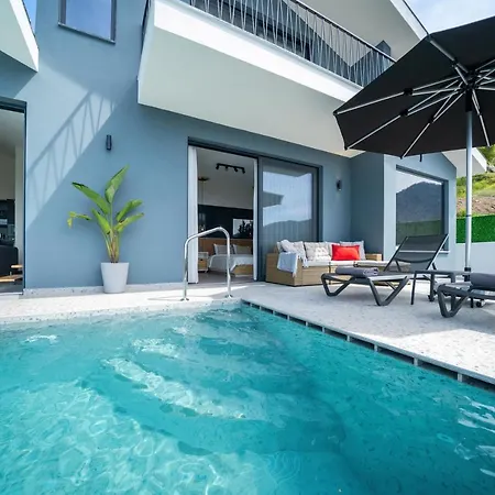 Oxy Private Pools & Seaview & Heated Indoor Pool * Göcek