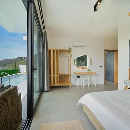 Villa Oxy Private Pools & Seaview & Heated Indoor Pool Göcek