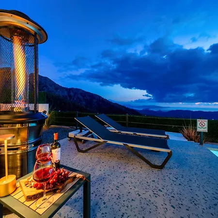 Oxy Private Pools & Seaview & Heated Indoor Pool * Göcek